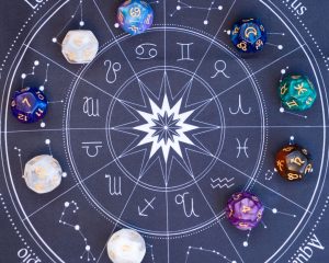 Vous souhaitez savoir ce qui vous attend en 2023 ? Lisez votre horoscope !